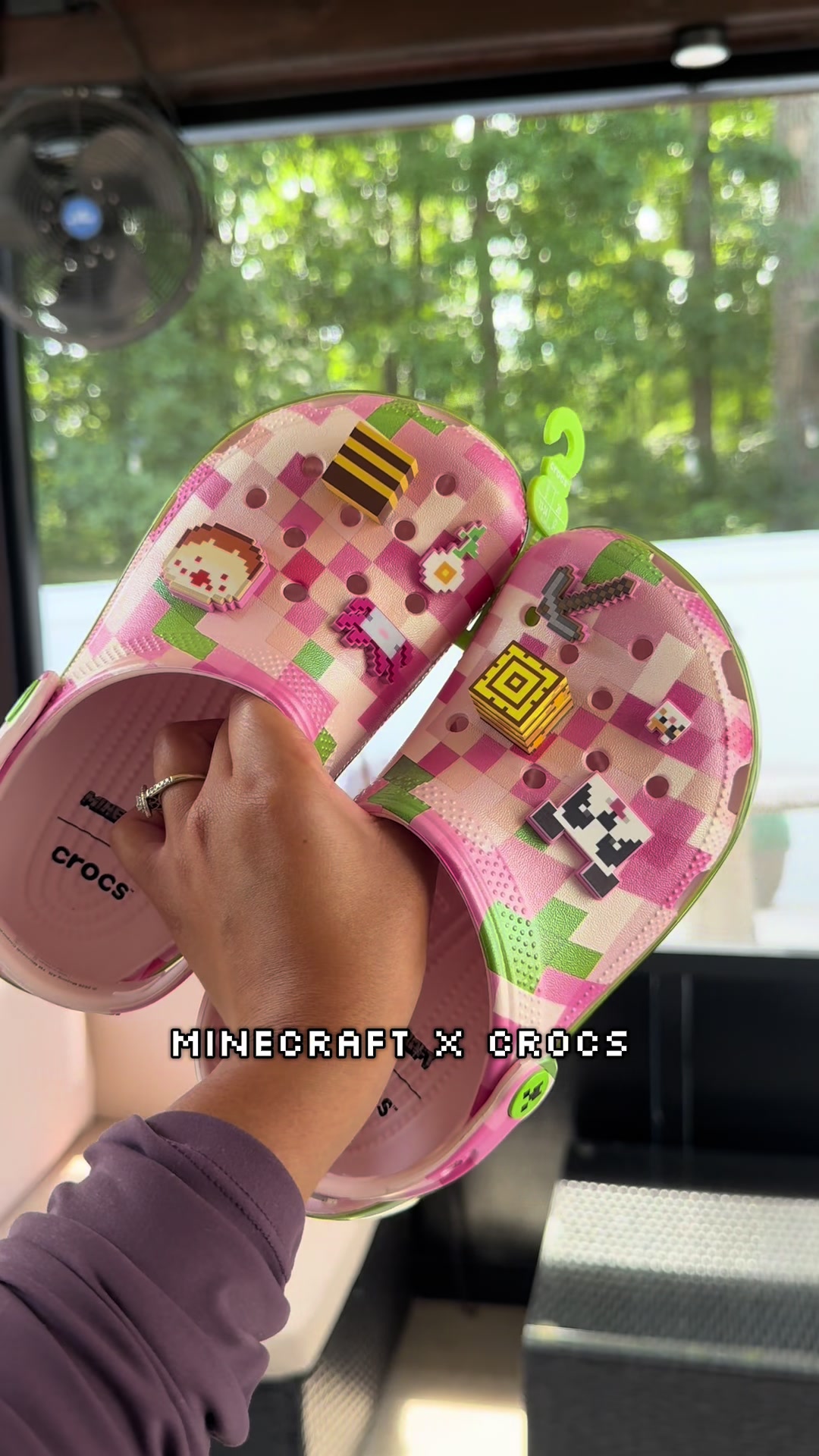 MINECRAFT × CROCSコラボ TikTok video