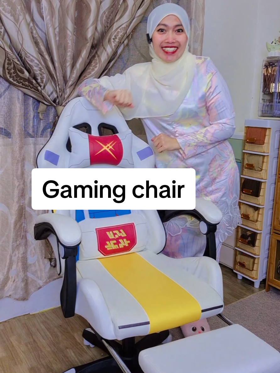 Cheap gaming chair bought online TikTok video
