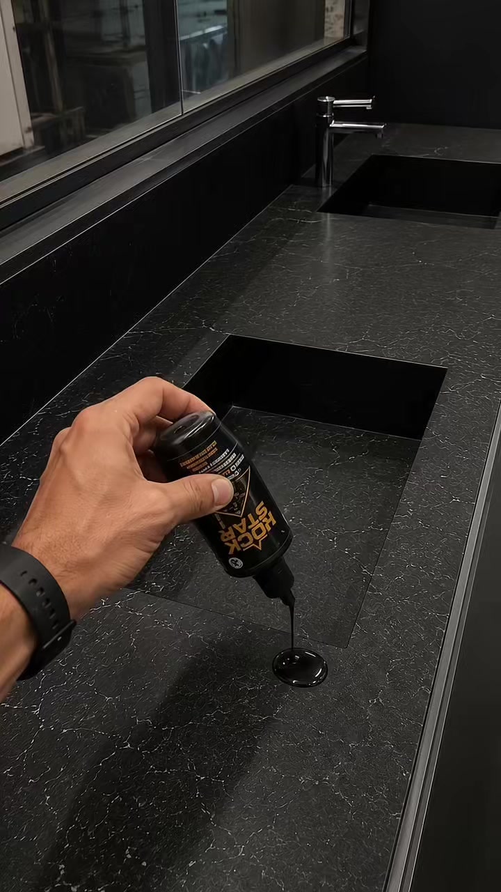 Lihat temuanku agar meja granit terlihat seperti baru TikTok video