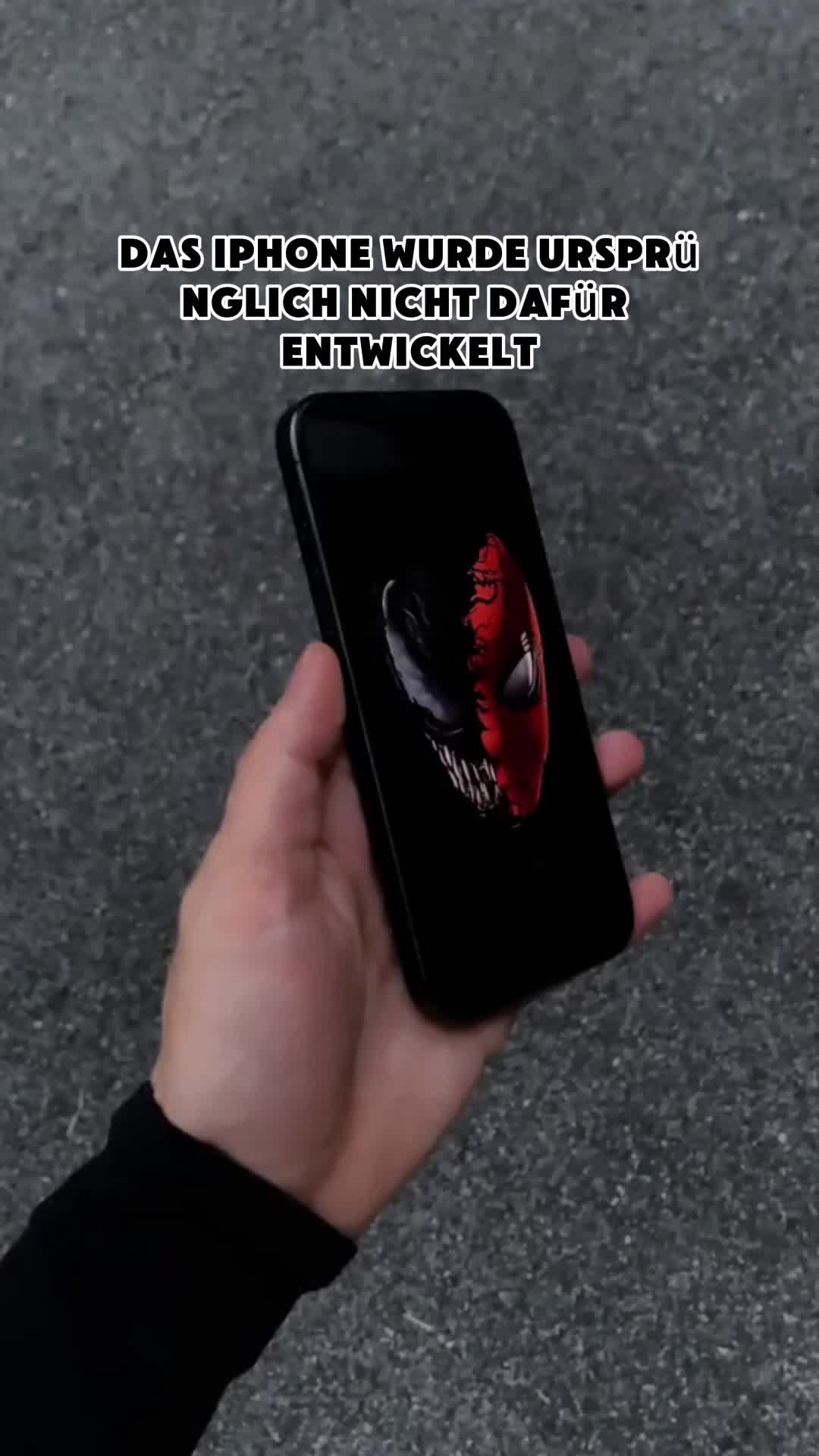 THE IPHONE WAS NOT ORIGINALLY DEVELOPED FOR THIS / FIRST REMOVE THIS UGLY CASE /… TikTok video