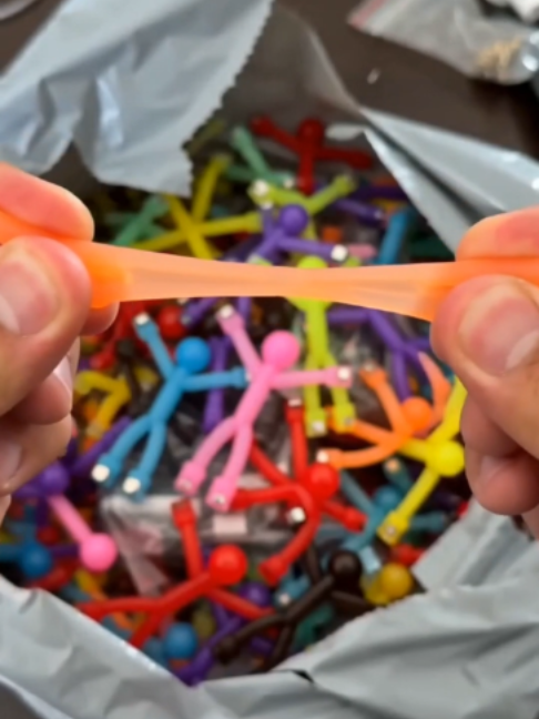Wow, the magnetic little figurines for kids finally arrived. TikTok video