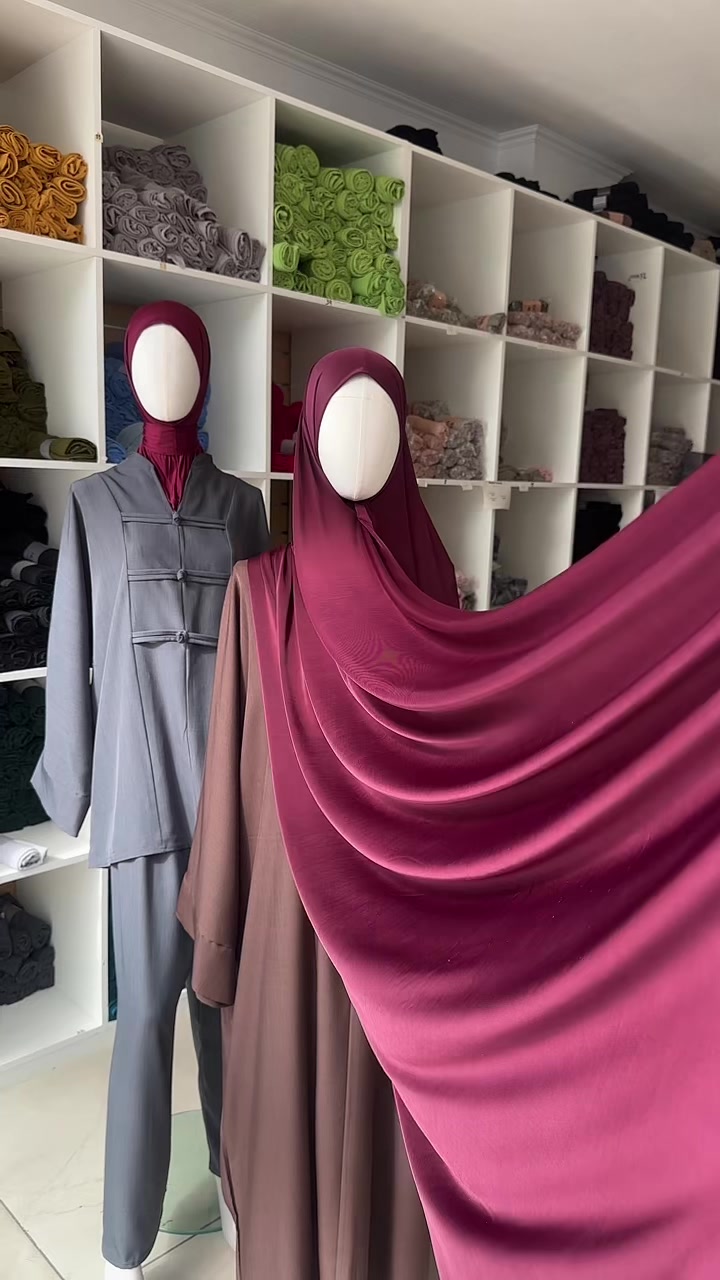 Hello dear customer, tell us, do you prefer a hijab or a balaclava. TikTok video