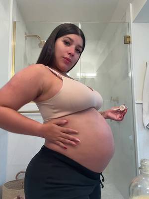 Hace unas tres semanas noté estrías en mis piernas y enseguida compré… TikTok video