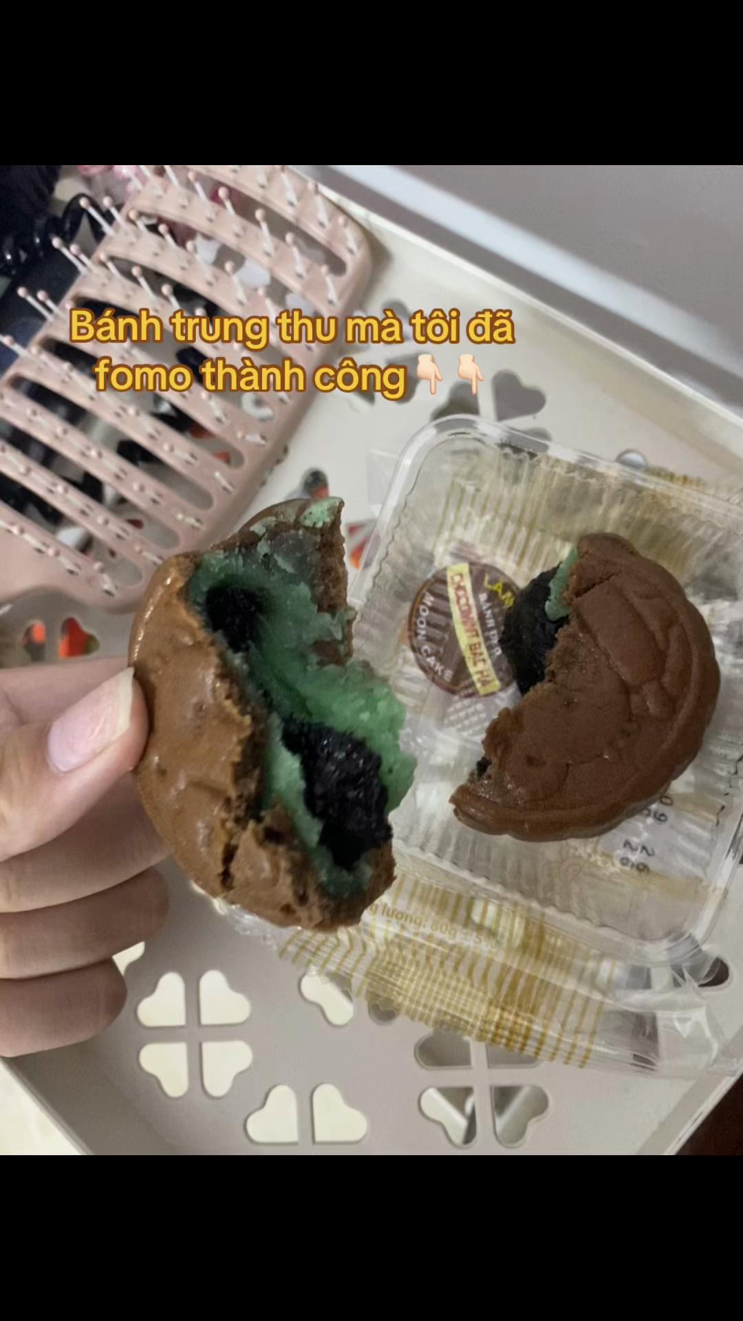 This mid-autumn mooncake that I successfully bought out of FOMO TikTok video