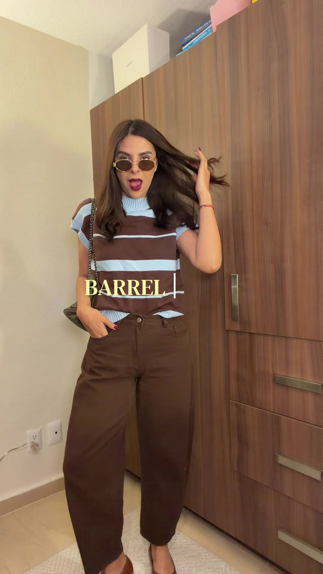 These barrel jeans have a size guide up to 2XL, are 100% cotton, look super nice,… TikTok video