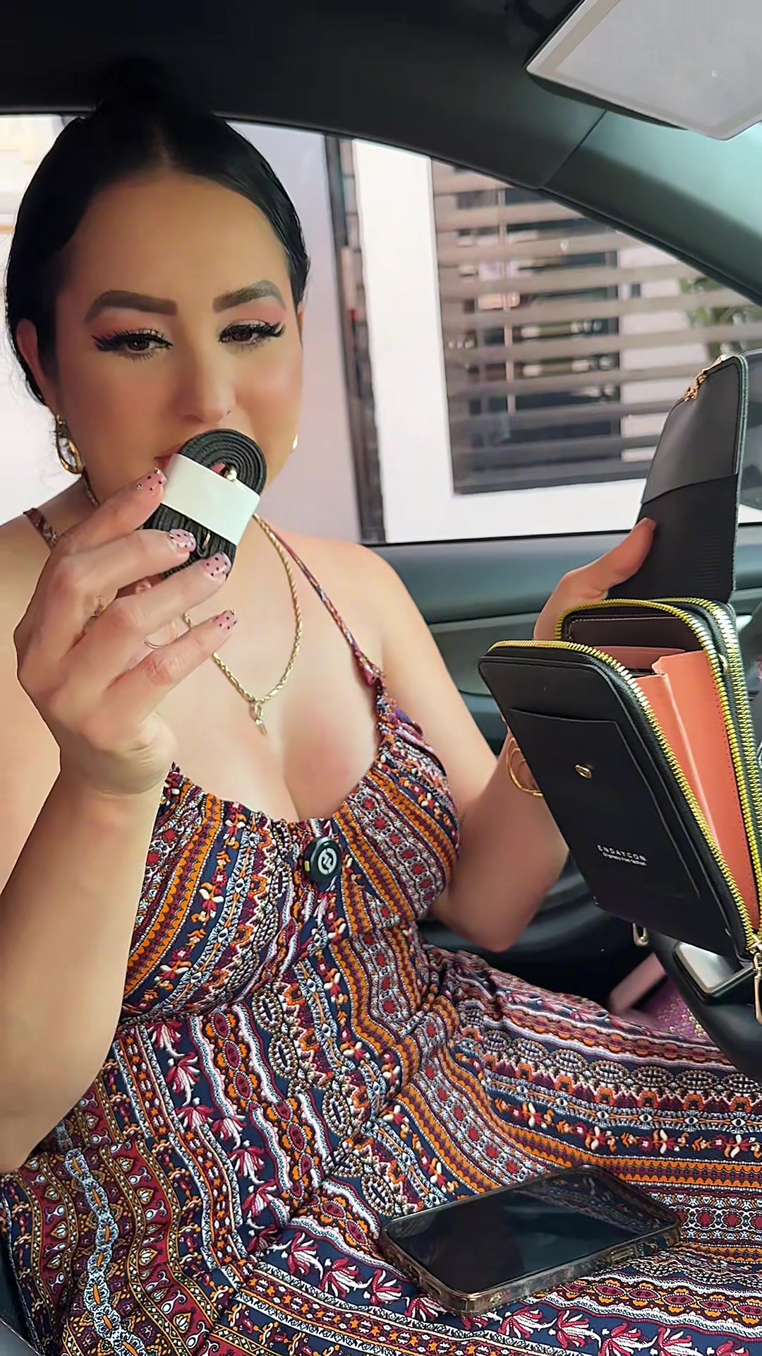 Look at this beautiful little bag, you can fit everything in it. TikTok video