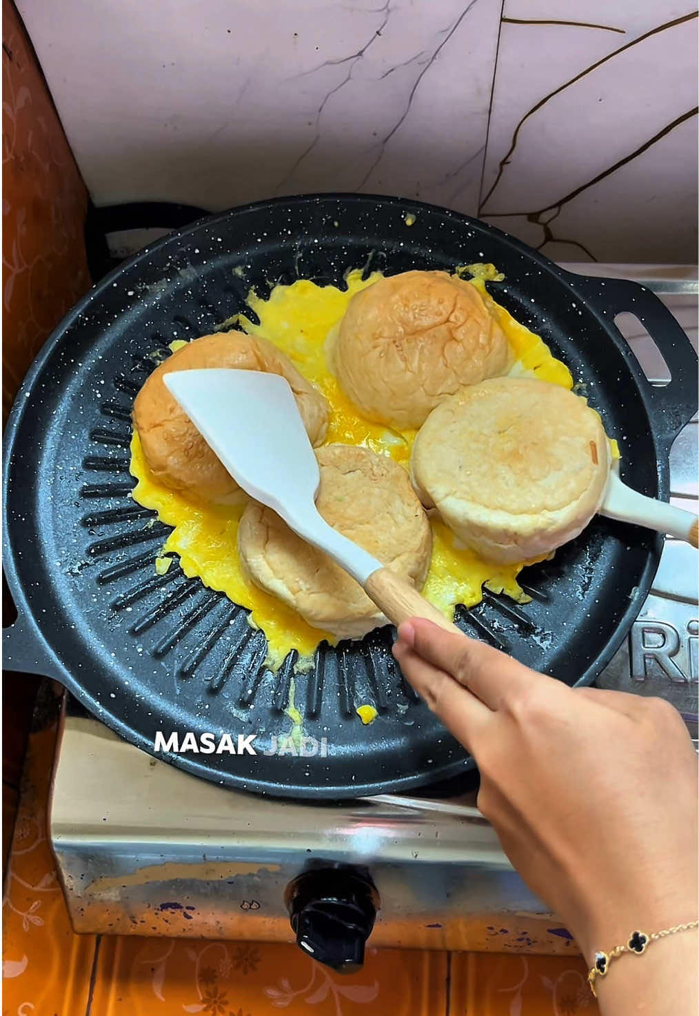 It started with just wanting to reduce excess oil, but it kept going, ever since… TikTok video