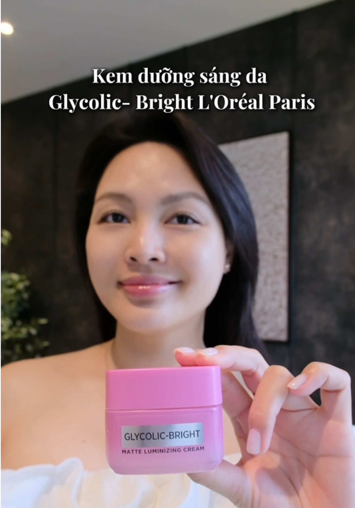 If you ladies want to improve dull dark skin and brighten your complexion while… TikTok video
