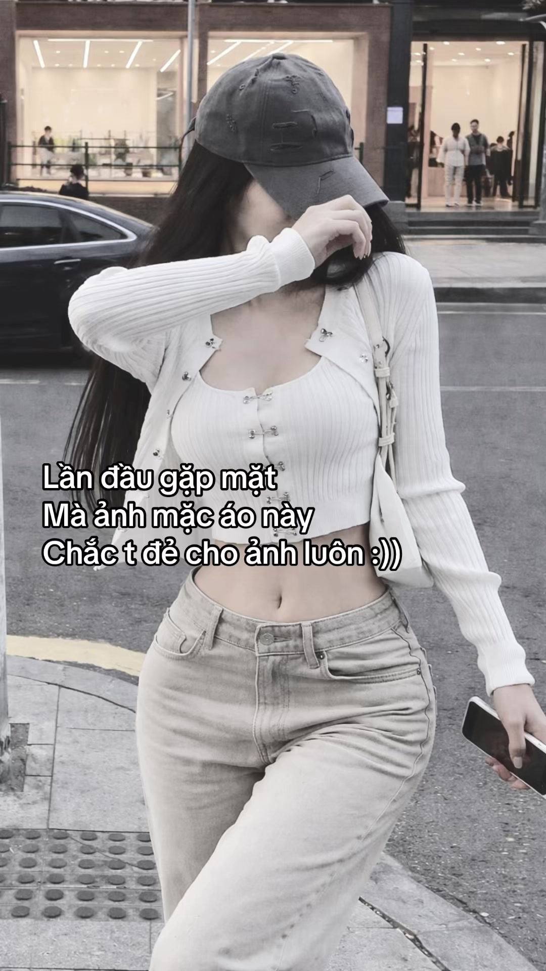 The first time we meet, if you wear this shirt, I will definitely give it to you… TikTok video