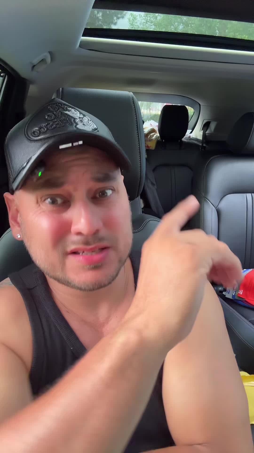 Your private area looks like this, smells bad, itches all the time, and has rashes… TikTok video