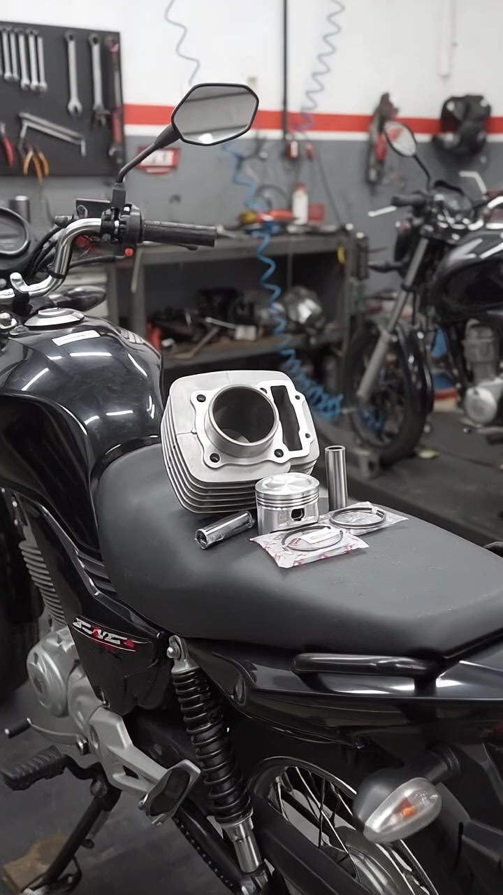 Make the engine of your Titan 150 brand new again. TikTok video
