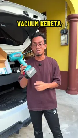 Can show vacuum at car seat gaps TikTok video