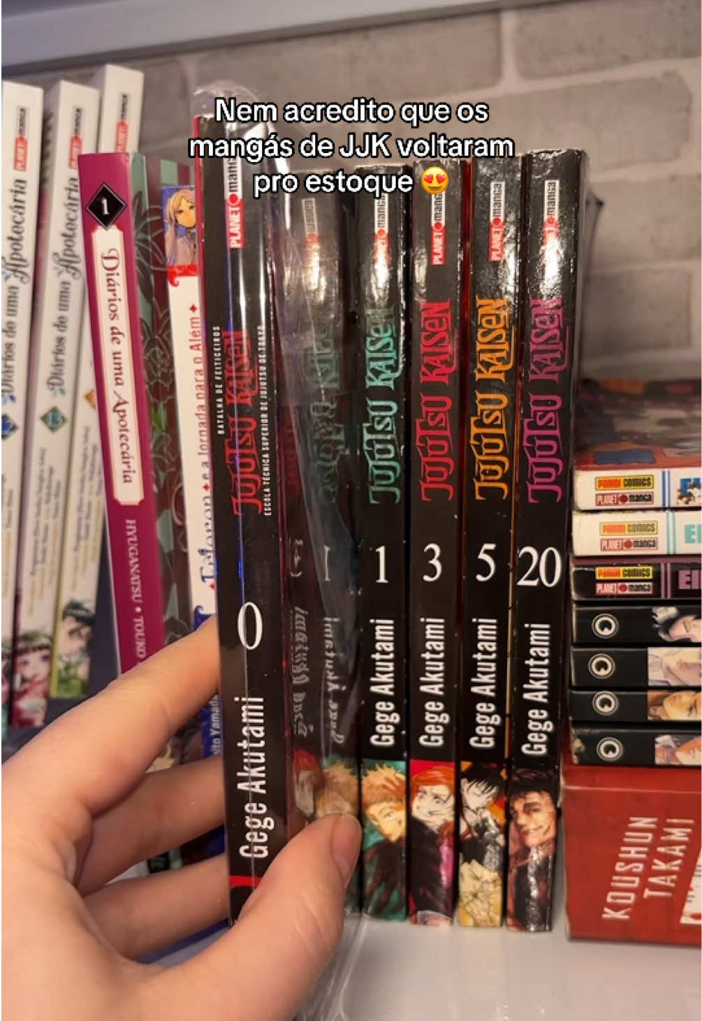 I can't believe the JJK mangas are back in stock 😍 TikTok video