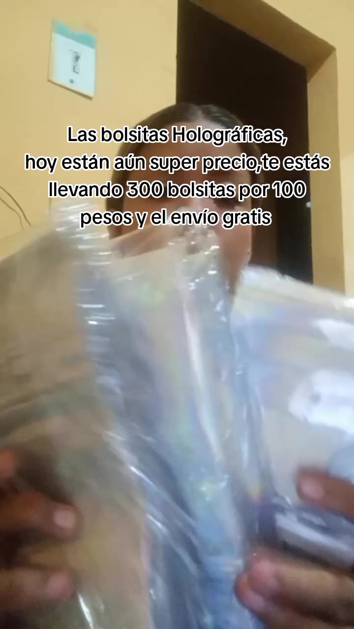 Holographic pouches are at an even super price today, you get 300 pouches for 100… TikTok video