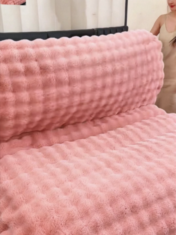 Don't miss the super discounted Queen Size blanket that just went on sale, measuring… TikTok video