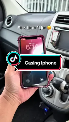 내 시점: 그냥 iPhone 11 😊, 버건디색 케이스를 끼우니 😍 TikTok video