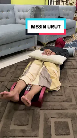 This massager is so comfortable, no need to trouble your wife, no need to trouble… TikTok video