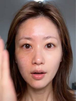 얼굴 반쪽에만 발랐더니 놀라운 차이😳 아침 메이크업 끝 TikTok video