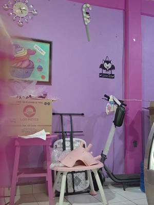Hello friends, join me to assemble Zoe's high chair. TikTok video
