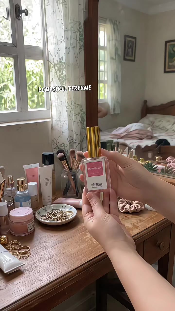 BOMBSHELL PERFUME TikTok video