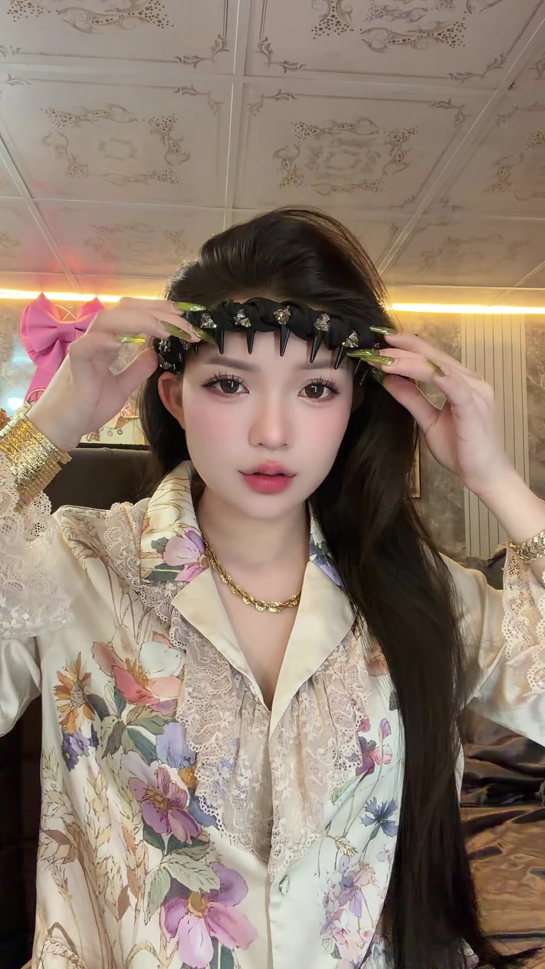Getting ready with Nhi Xyn TikTok video