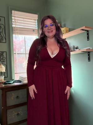 God, how is it so fucking sexy and classy. TikTok video