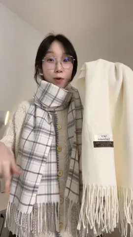 Winter is here and it's so cold, do you girls have scarves to wear yet? TikTok video