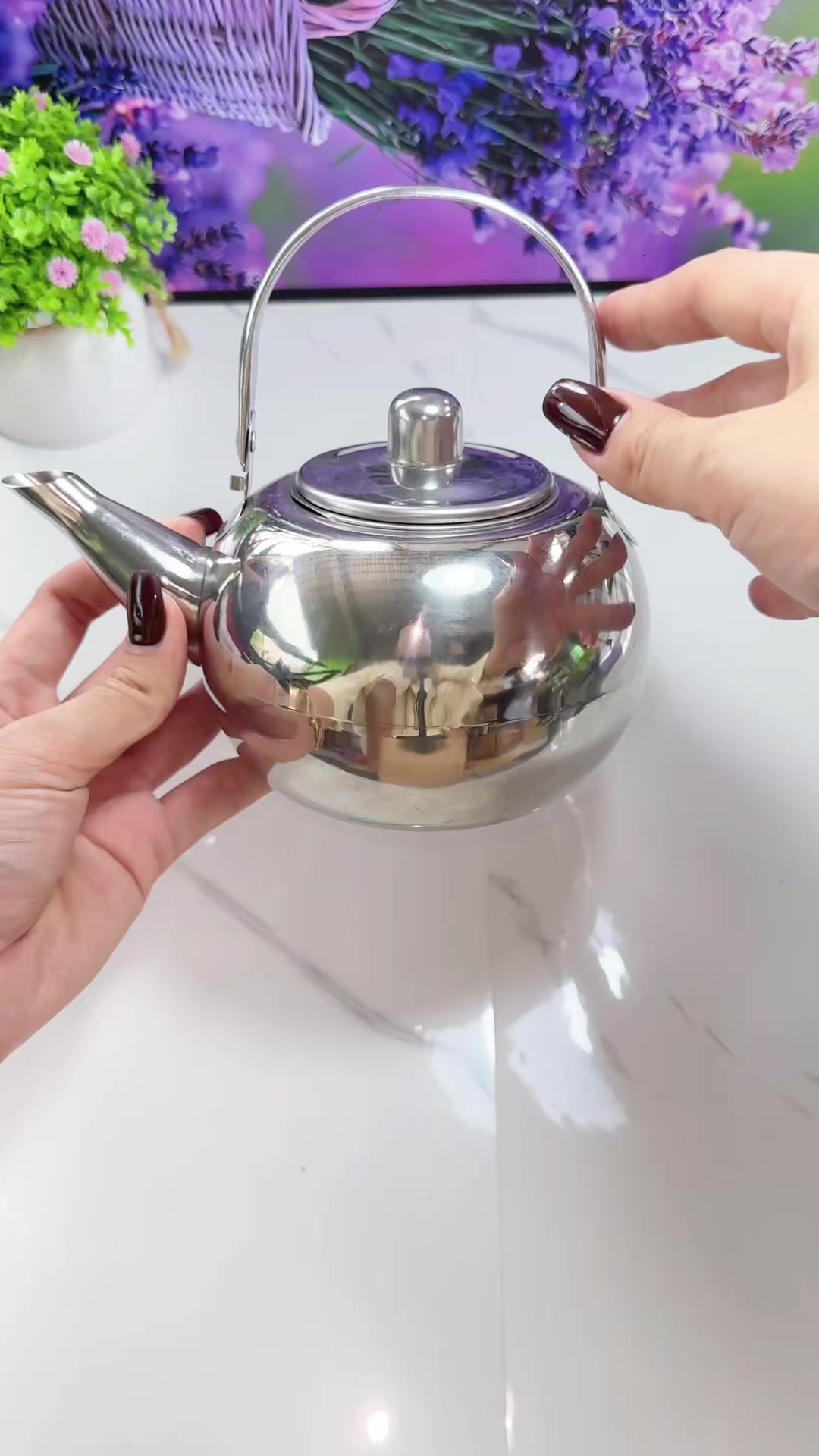 This stainless steel kettle for boiling water and making tea comes with a built-in… TikTok video