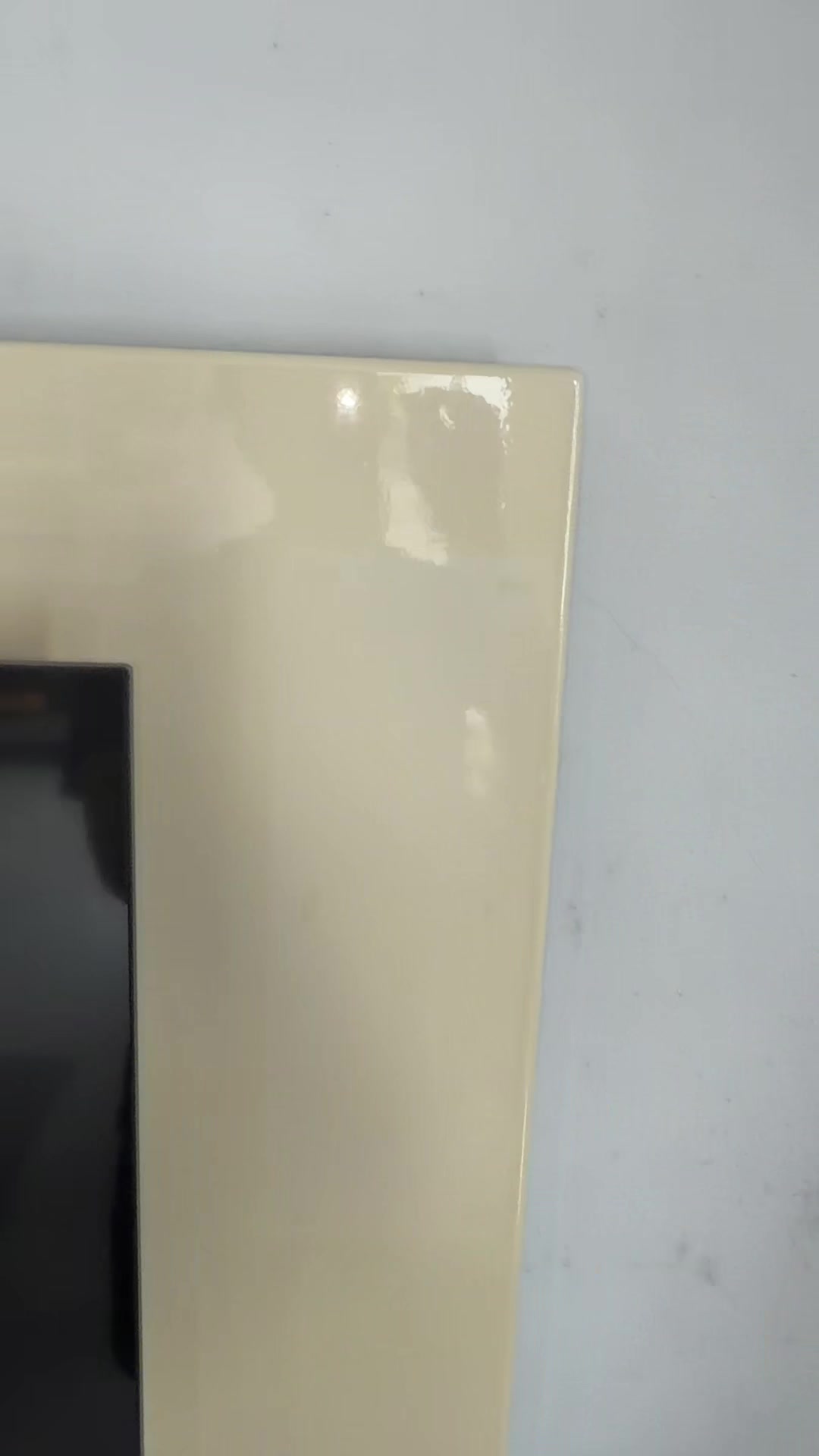 You won't know your room is very humid until you saw this. TikTok video