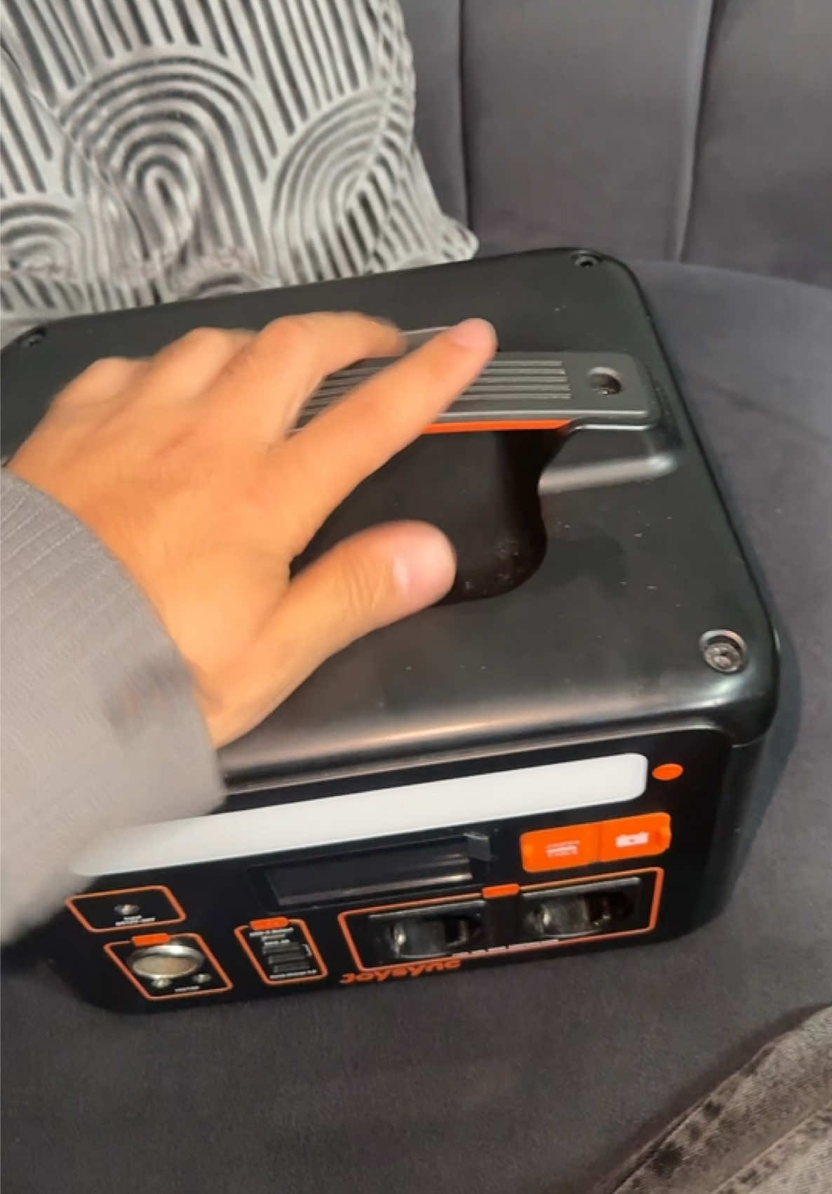 National grids cut power often, you can't use fridge, TV and other home appliances… TikTok video