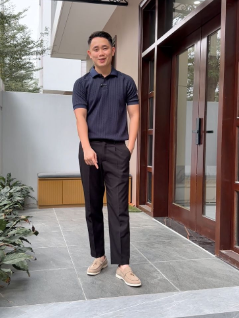 What shoes do you wear when going out for coffee with friends? TikTok video