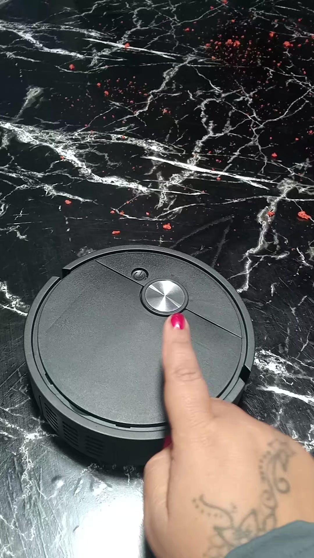 Many people have asked me a lot about this robotic vacuum cleaner, whether it… TikTok video