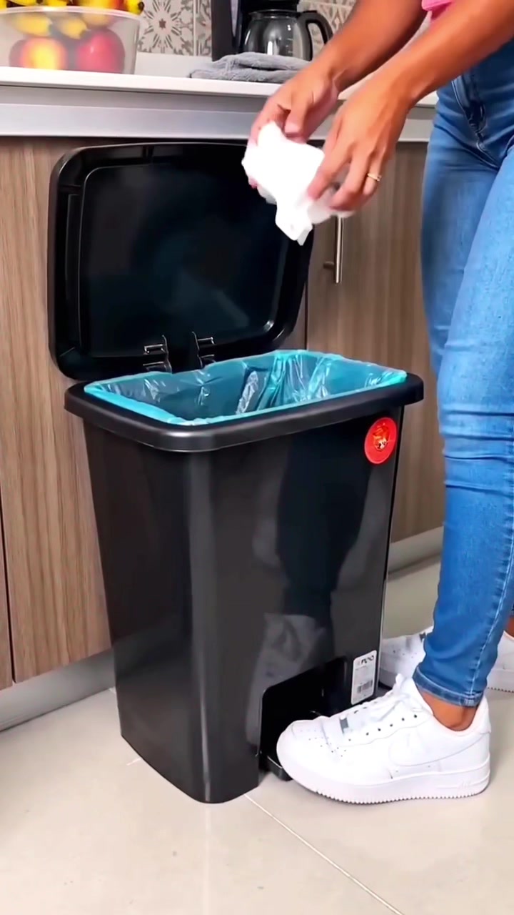 Oh my god, I don't know who set this price but it's absolutely crazy cheap. TikTok video