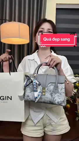 On October 20th, mom also deserves a gift. TikTok video