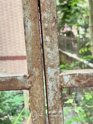 It may look like an ordinary tape, but this is actually a new type of self-adhesive… TikTok video