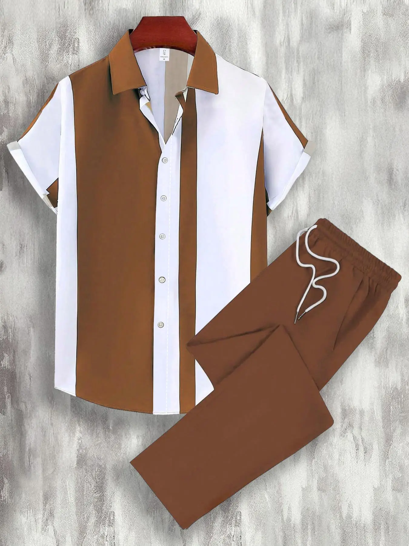 Conjunto de estar para hombre de 2 piezas con camiseta de manga corta y pantalón con estampado patchwork, corte regular, cómodo e informal para todas las estaciones