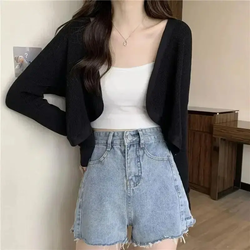 xFasshion.ID Gina Women's Cropped Long-Sleeve Knit Cardigan