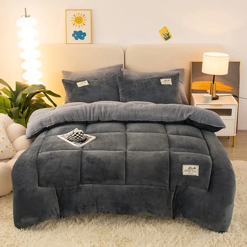 Selimut Tebal Musim Dingin Polos, 1 Buah, Lembut dan Hangat untuk Kamar Tidur atau Sofa, Hadiah Hari Valentine