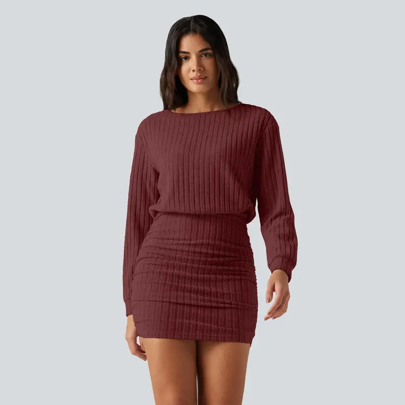 Minivestido casual Halara de tricô canelado, com decote canoa e mangas compridas