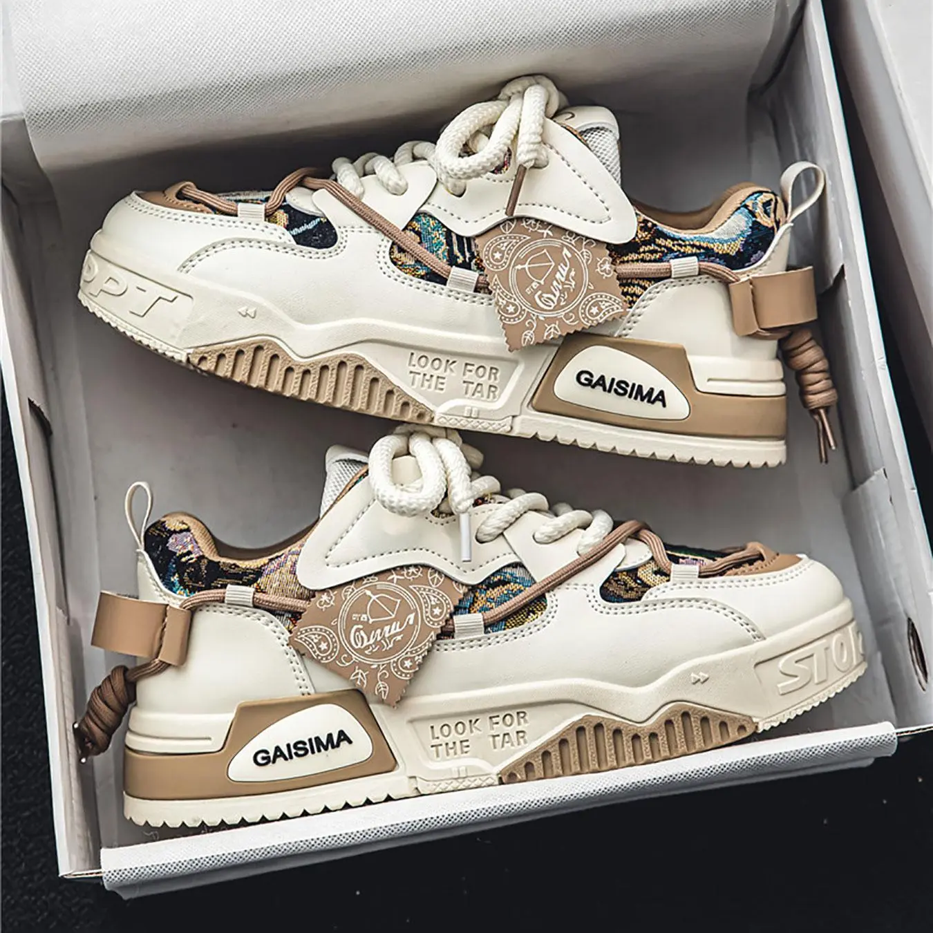 Men's Breathable Thick-Sole Skate Sneakers for Casual All-Season Wear