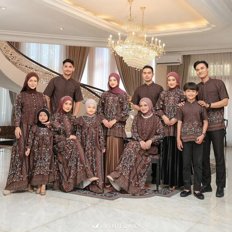 Ventedaily Aruna Family 2027开斋节亲子家庭同款服饰：妈妈与儿童长裙、妈妈长款上衣、爸爸与儿童衬衫