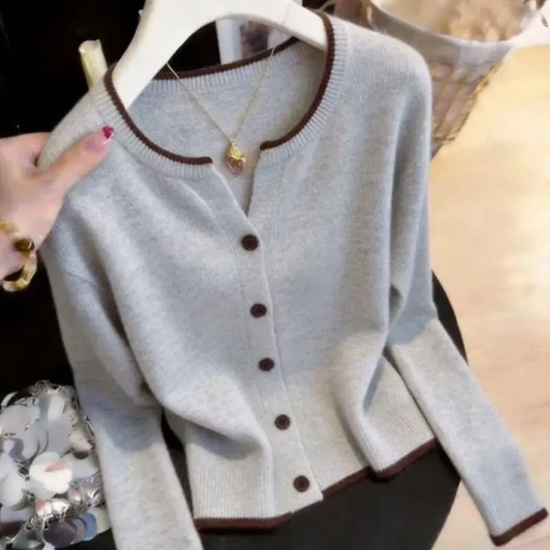 Cardigan femme en maille à manches longues, style coréen, coloris contrastés et boutons dorés